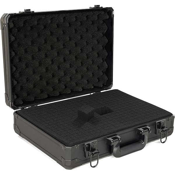 Amazon.com : AxiGear 16in Aluminum Hard Case with DIY Customizable